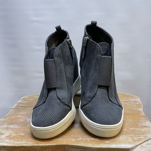 MIA CRISTIE - GRAY Sz 7.5